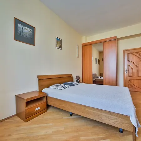2-К Квартира В Центре. Метро Я.Коласа, Цум, Казино, Рынок Apartment
