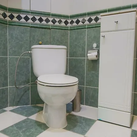 2-К Квартира В Центре. Метро Я.Коласа, Цум, Казино, Рынок Апартаменты
