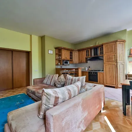 2-К Квартира В Центре. Метро Я.Коласа, Цум, Казино, Рынок Apartment Minsk